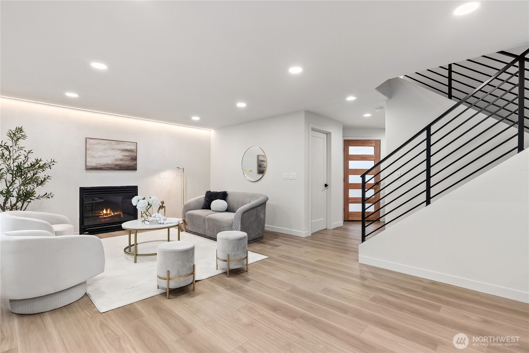 6118 Cushman Avenue