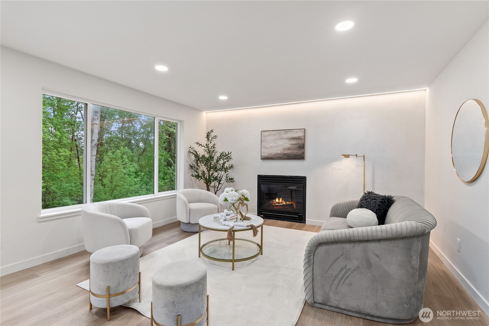 6118 Cushman Avenue