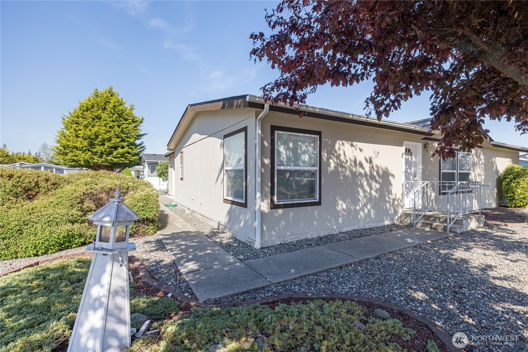 541 N 7th