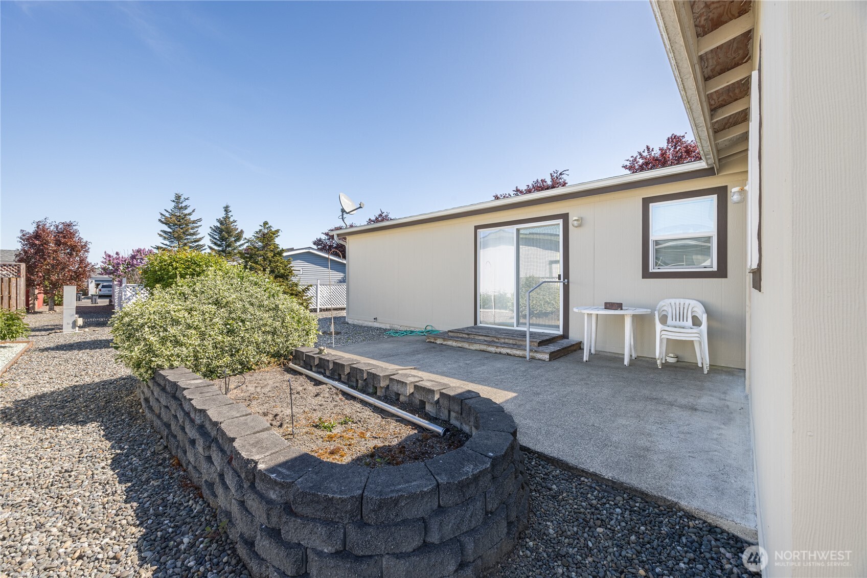 541 N 7th