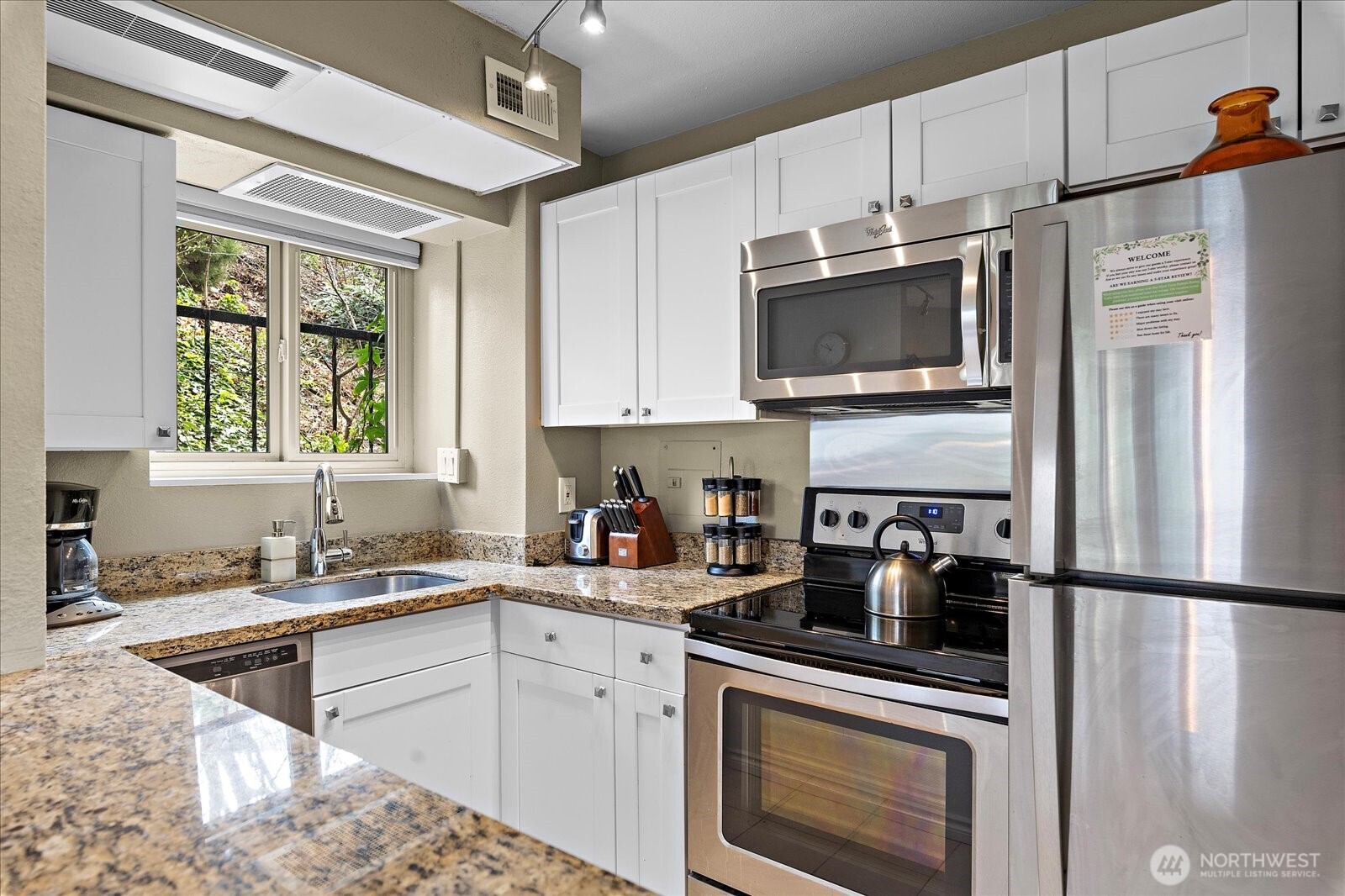 1400 Hubbell Place Unit: 512