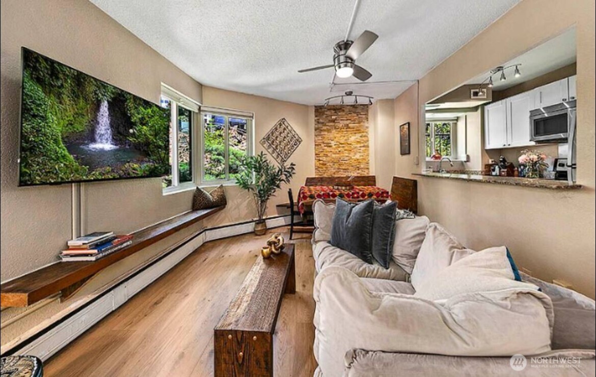 1400 Hubbell Place Unit: 512