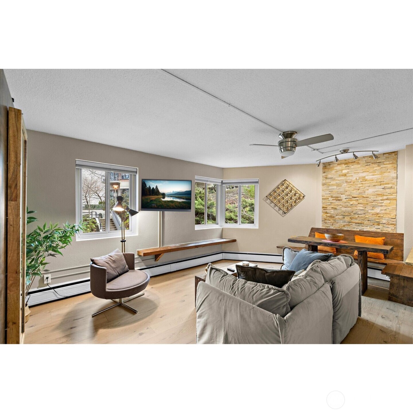 1400 Hubbell Place Unit: 512