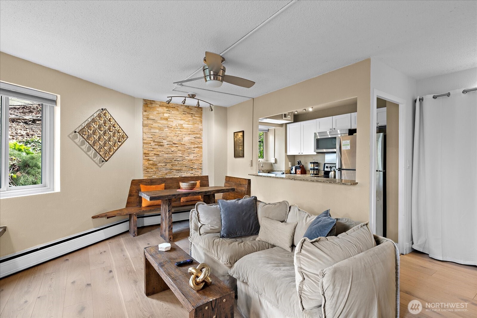 1400 Hubbell Place Unit: 512