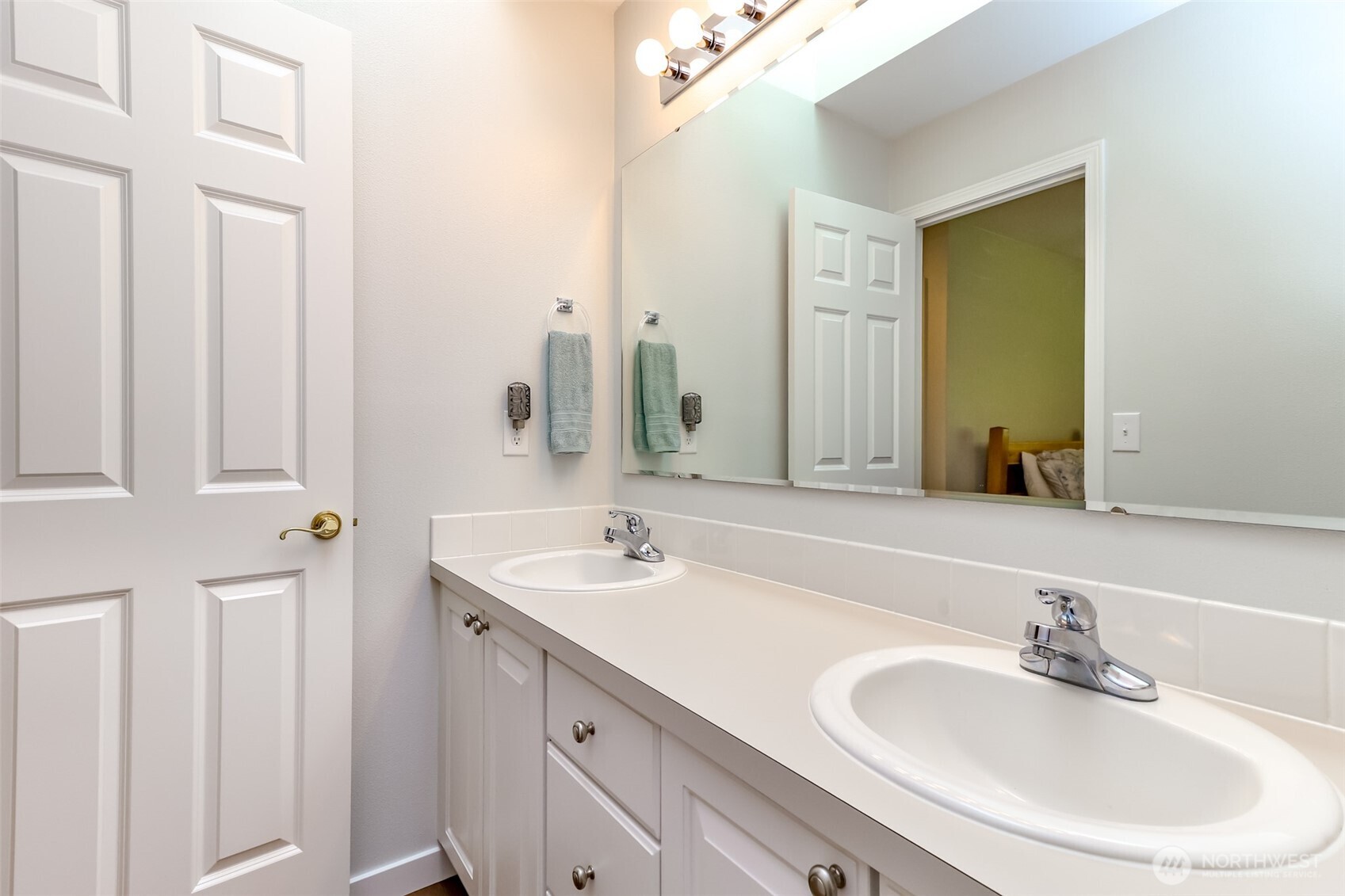 4525 7th Street SE Unit: 8