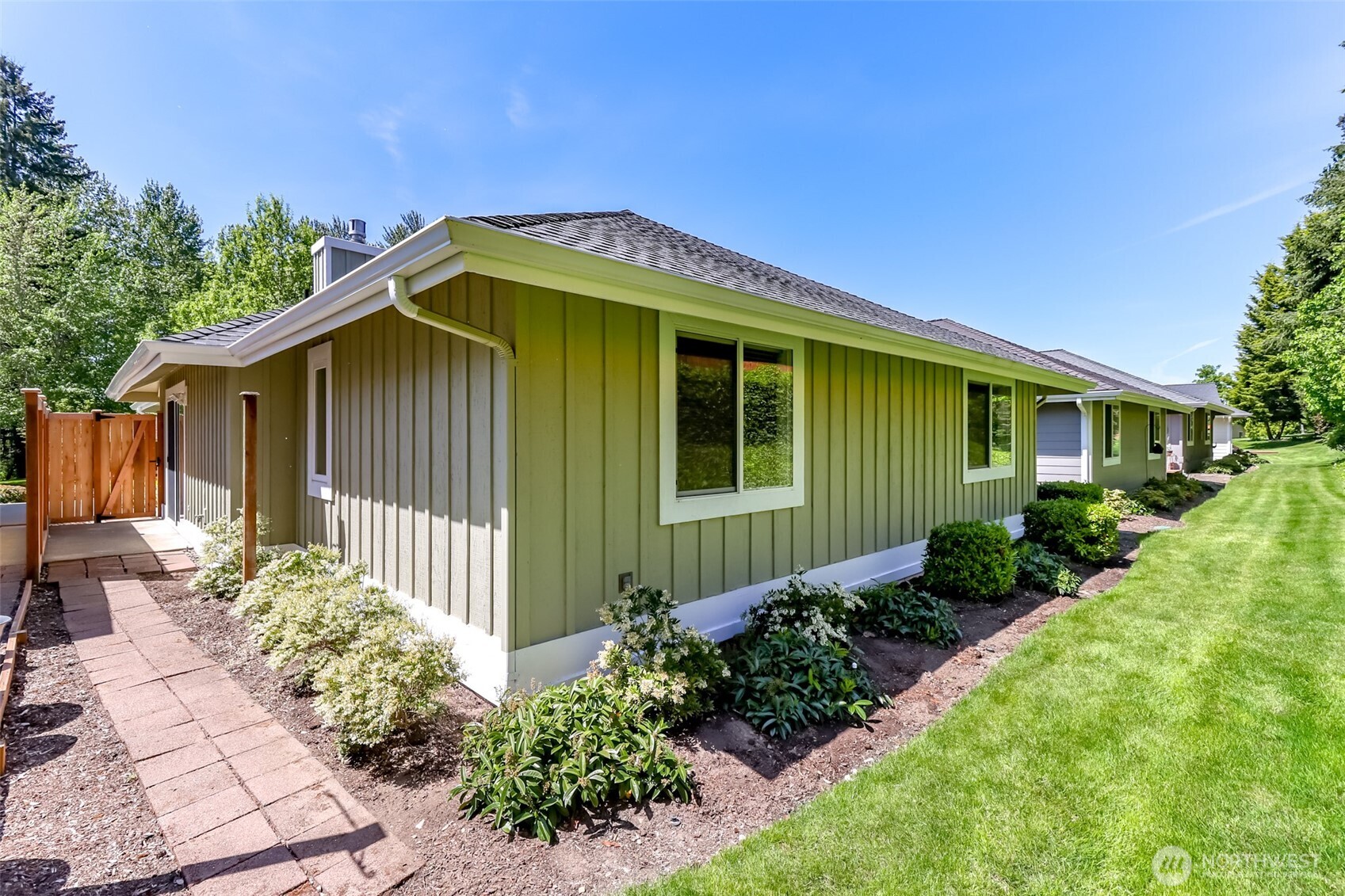 4525 7th Street SE Unit: 8