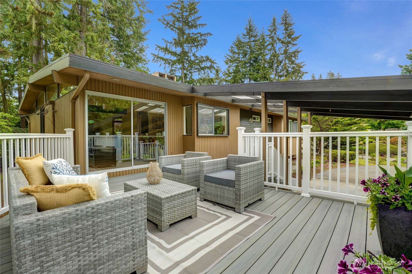 16559 SE 45th Place