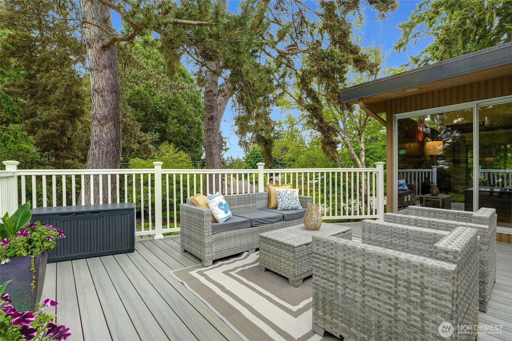 16559 SE 45th Place