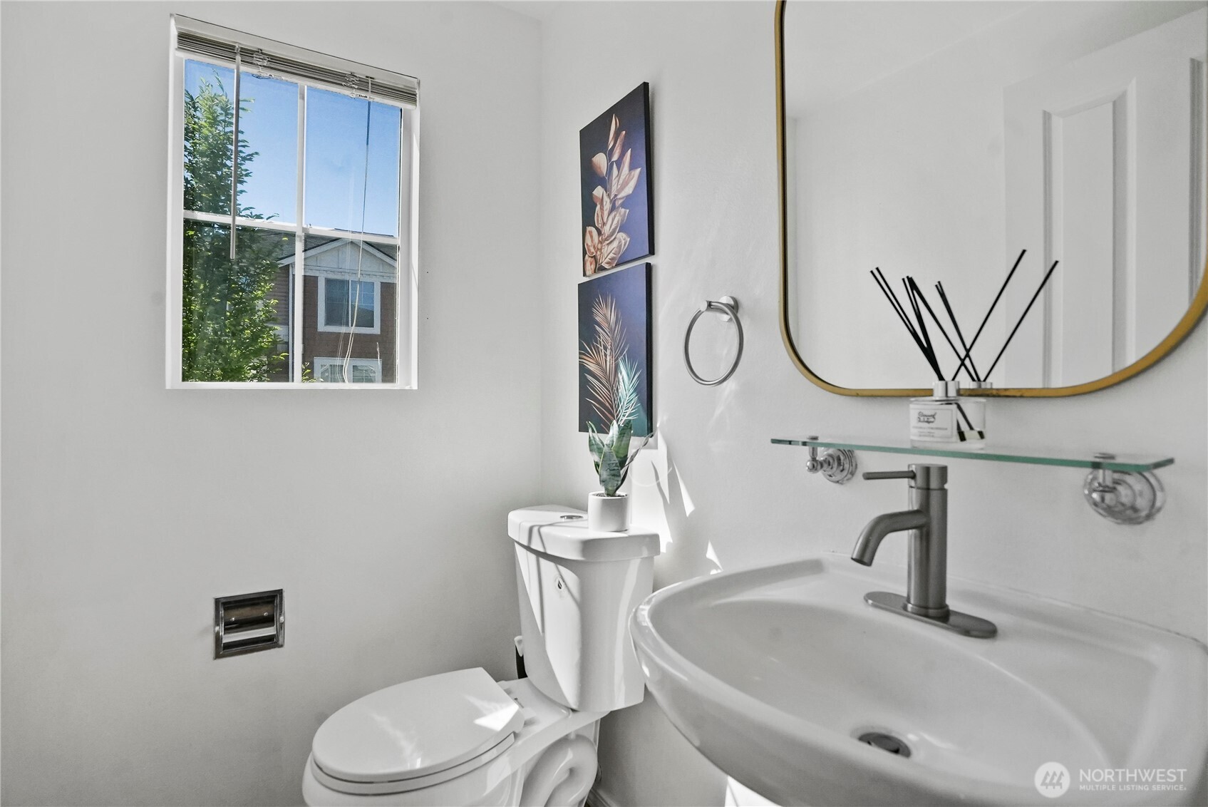 5916 S 232nd Court Unit: 3-2