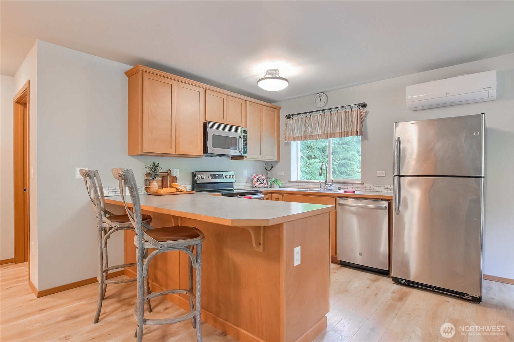 16023 Snohomish Avenue