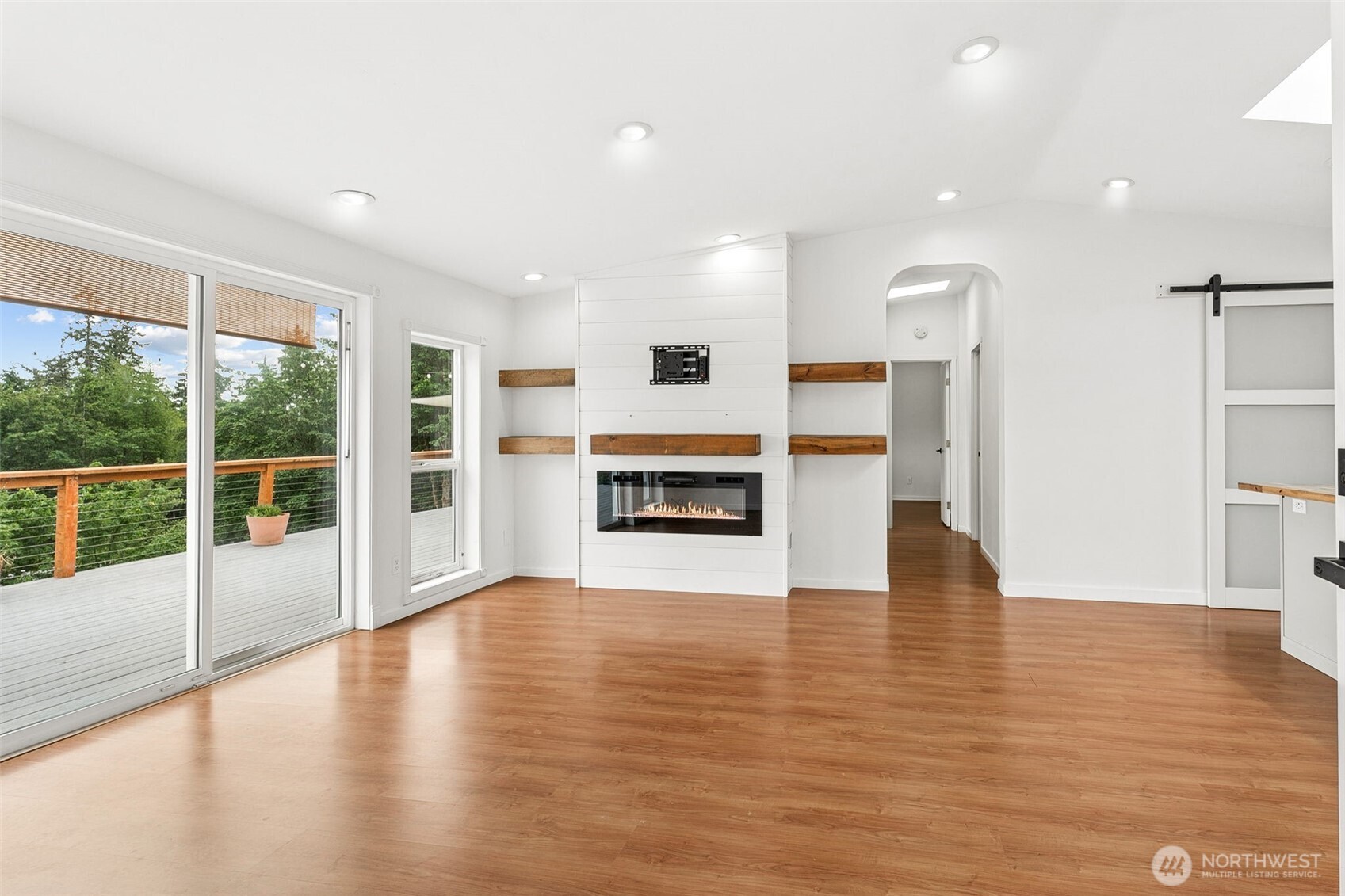 81 E Sea Breeze Drive