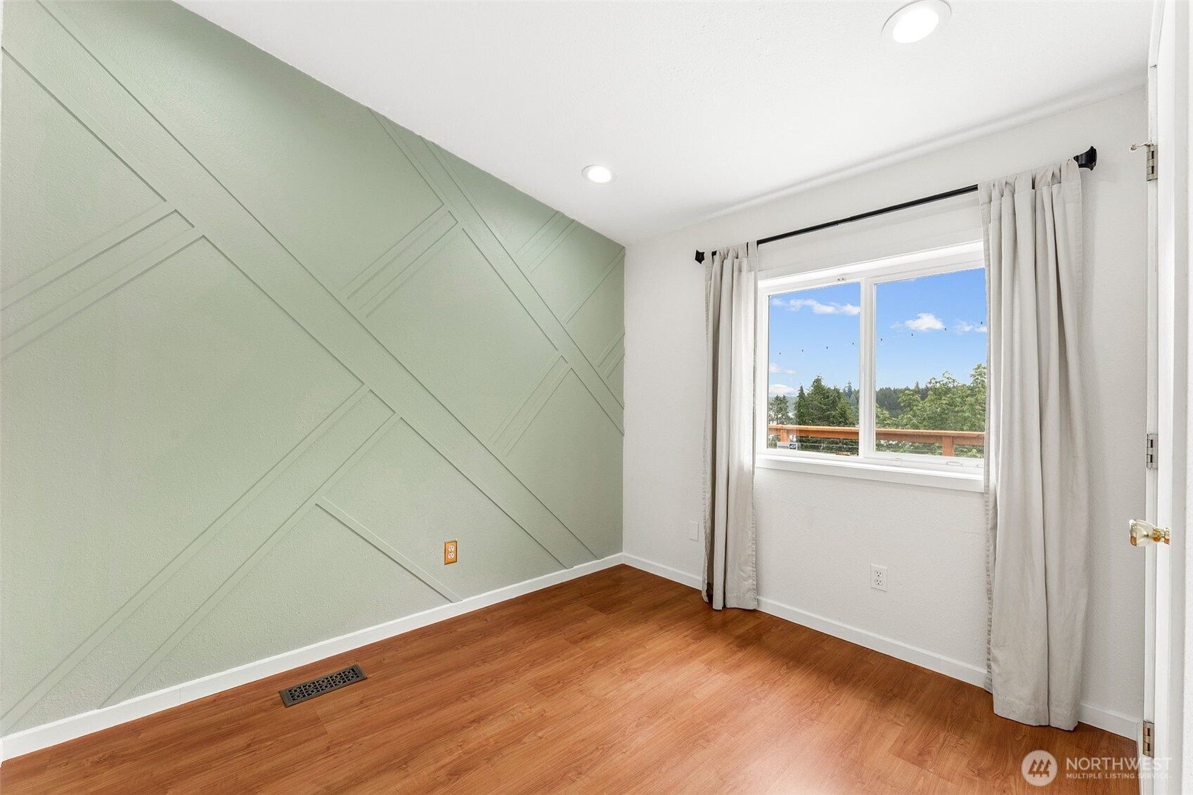 81 E Sea Breeze Drive