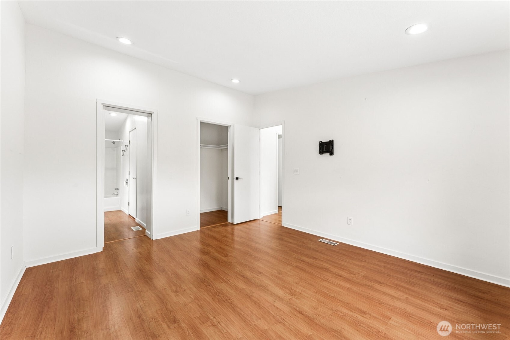 81 E Sea Breeze Drive