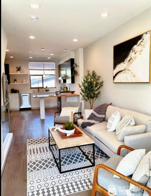 604 NW 77th Street Unit: D