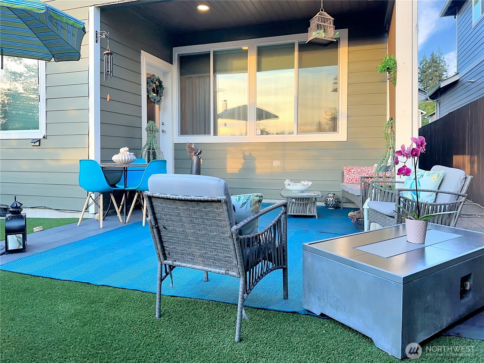 3737 Maritime Drive SW