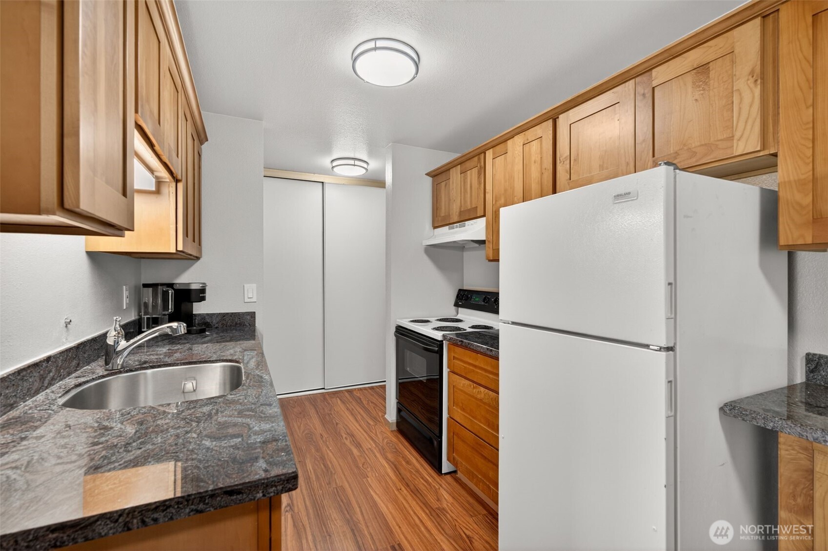 19428 Aurora Avenue N Unit: 131