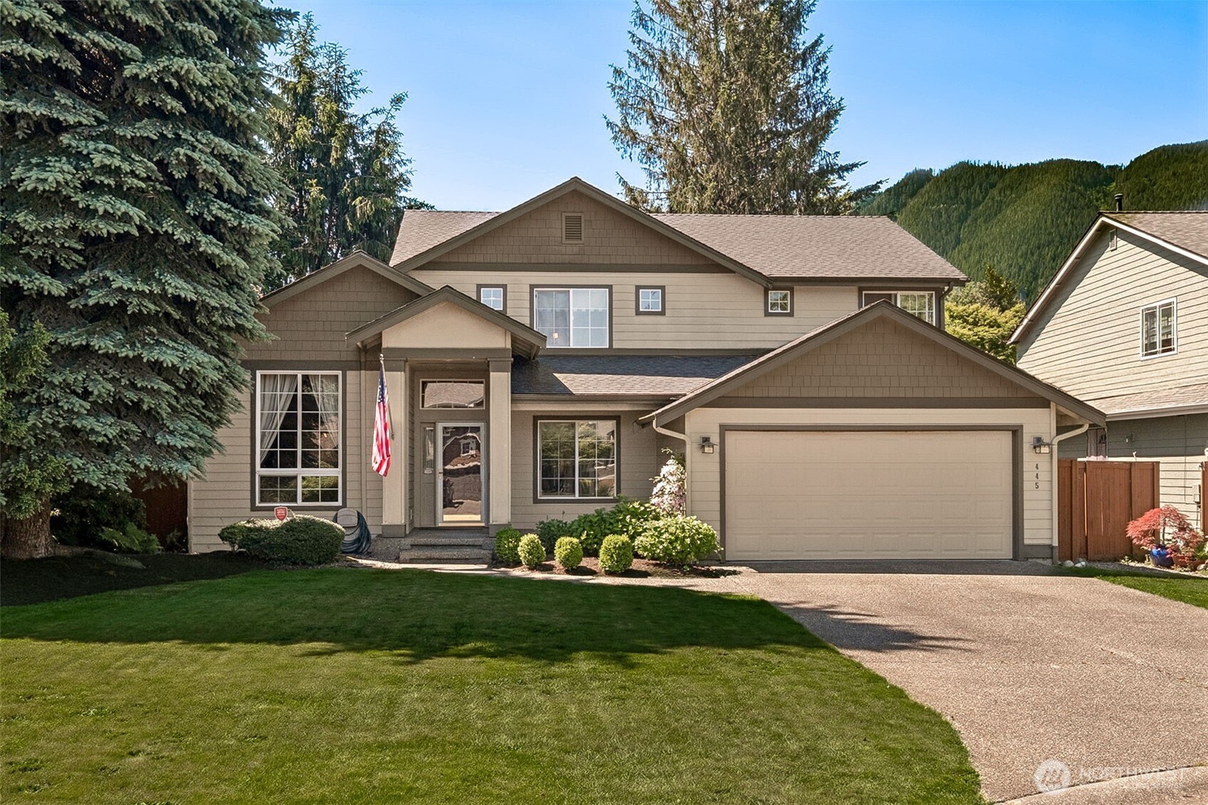 445 SE 7th Street