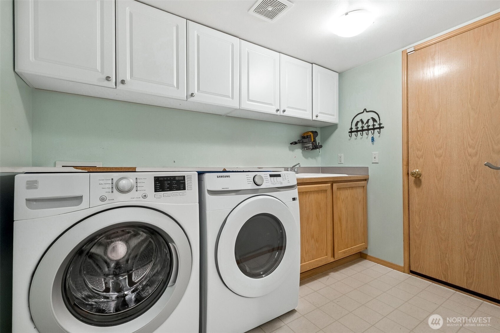 445 SE 7th Street