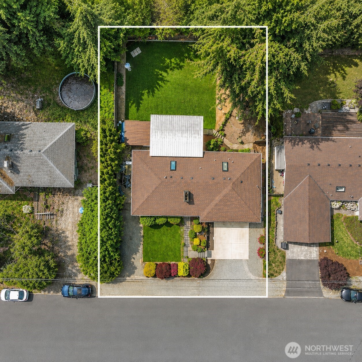 829 Maplewood Avenue