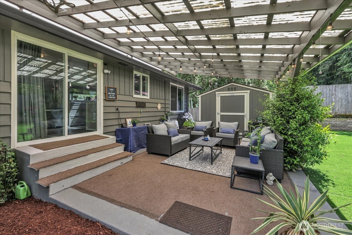 829 Maplewood Avenue