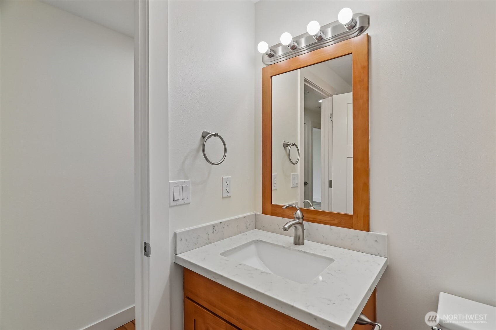 2103 168th Ave NE