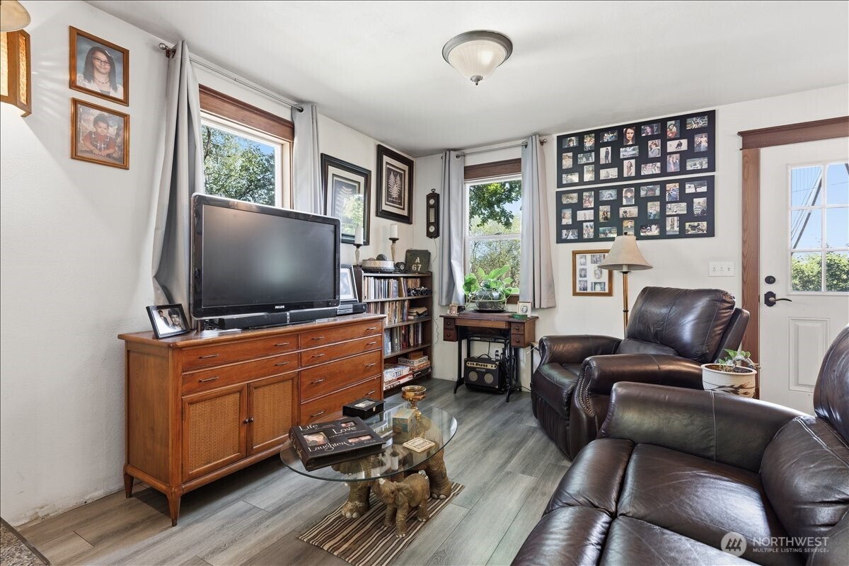 458 Partello Park