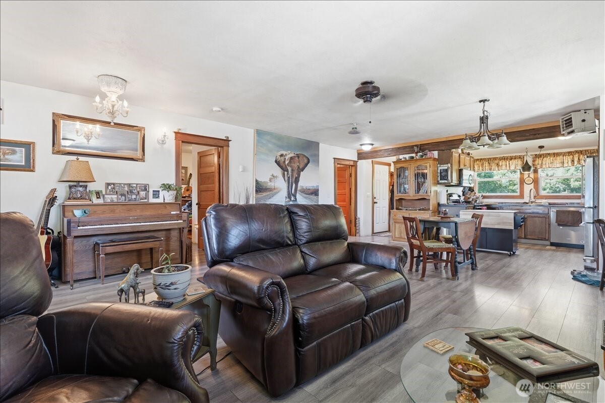 458 Partello Park