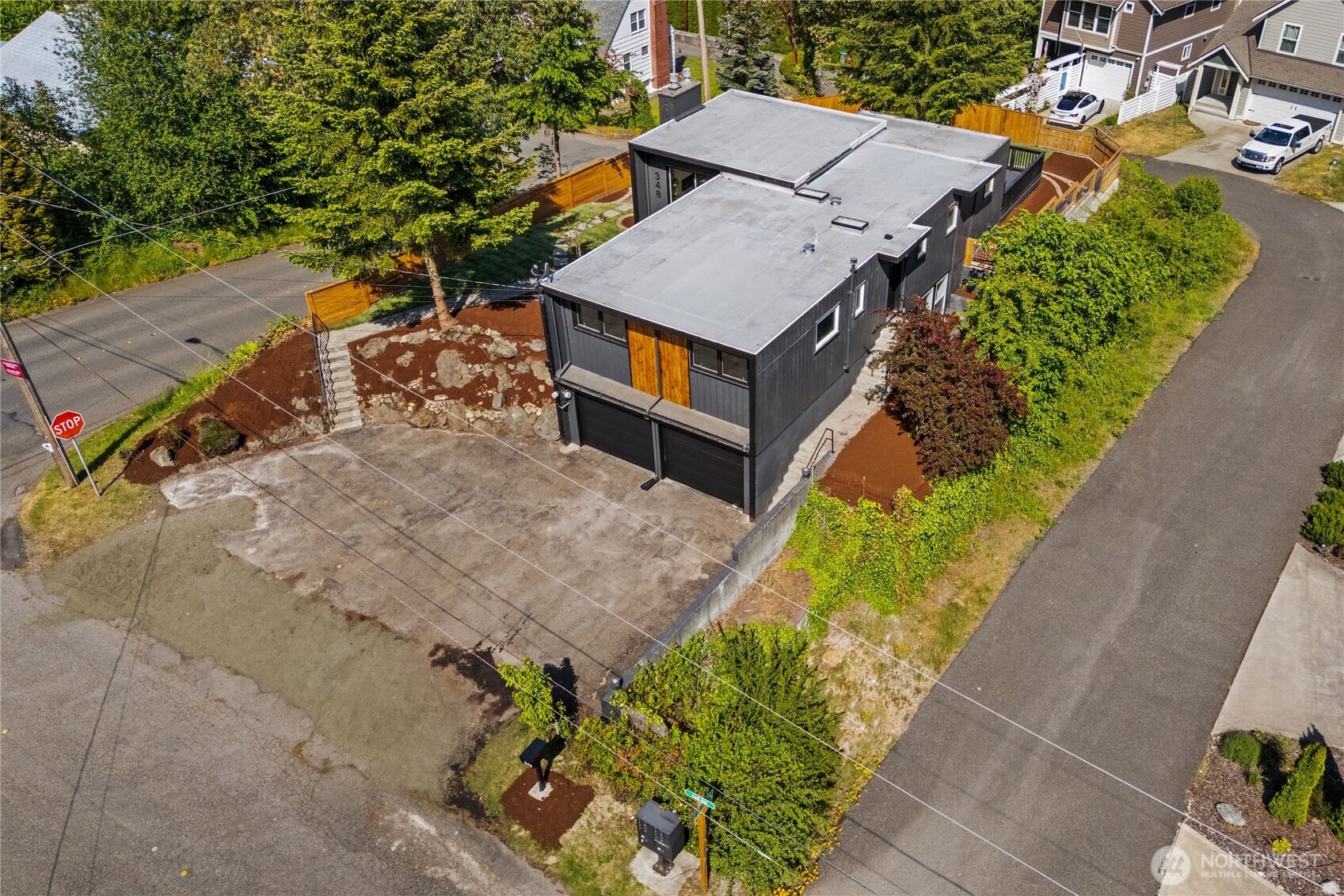 332 Ford Avenue