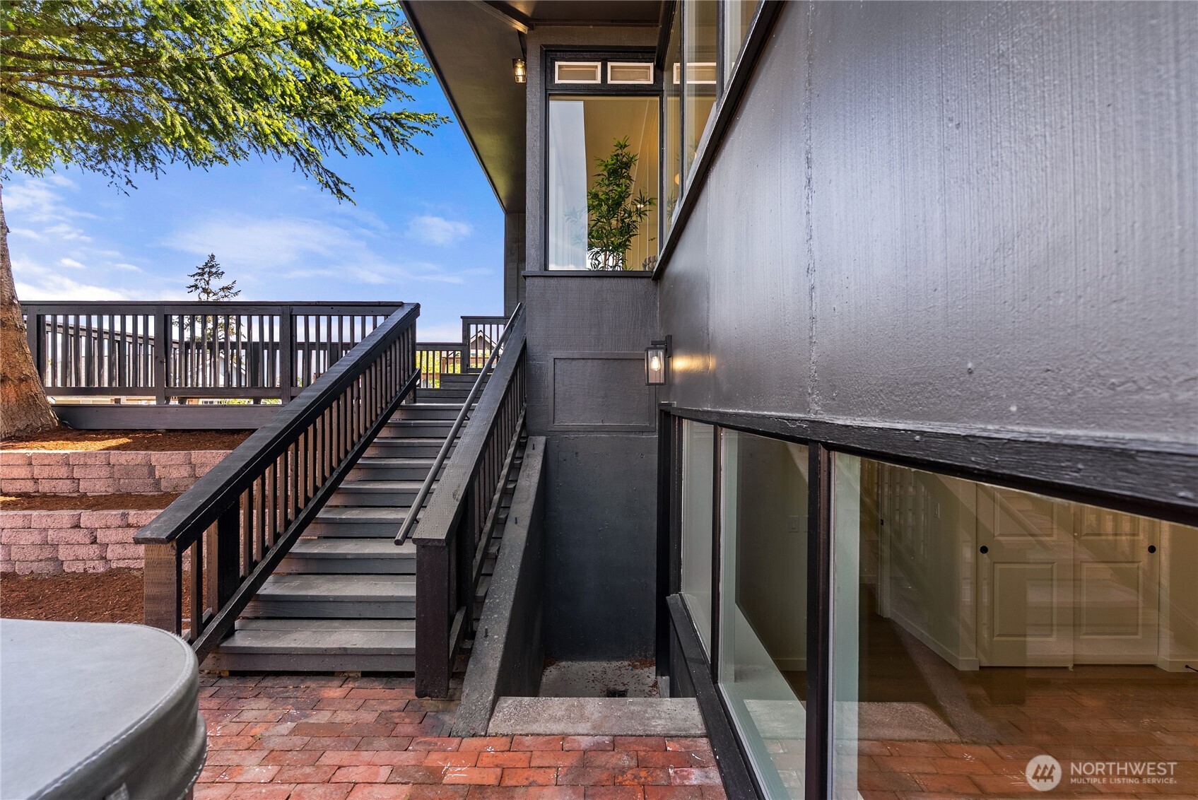 332 Ford Avenue