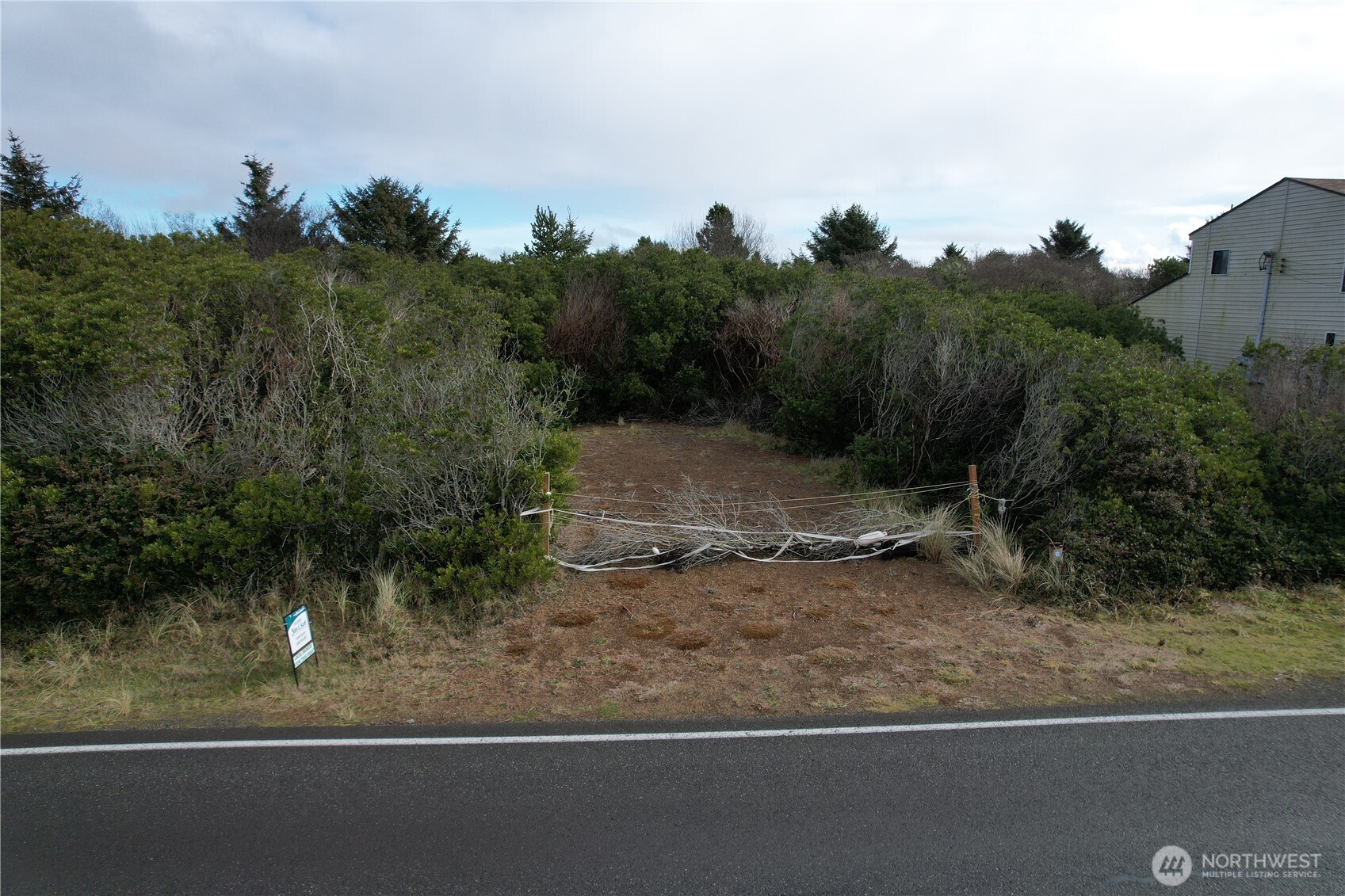 942 Ocean Shores Boulevard SW