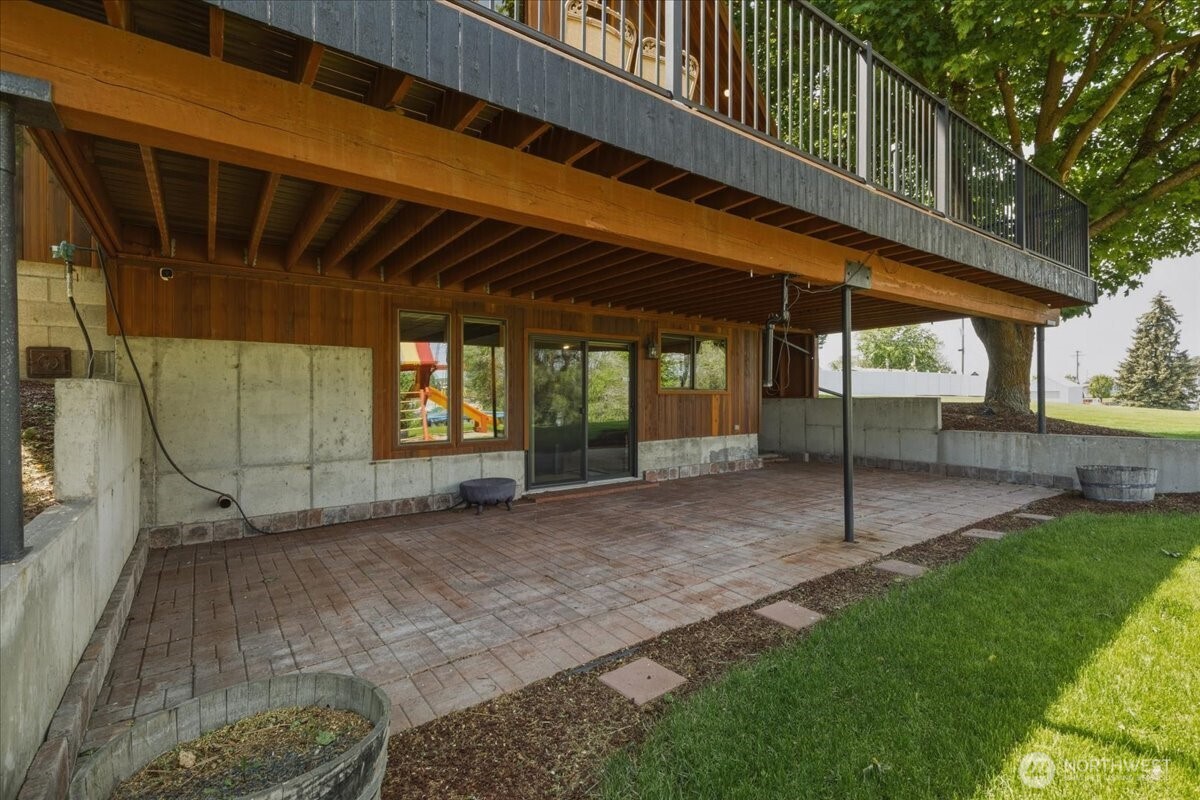 301 SW West Street