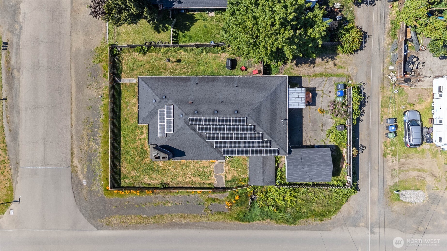 306 E I Street