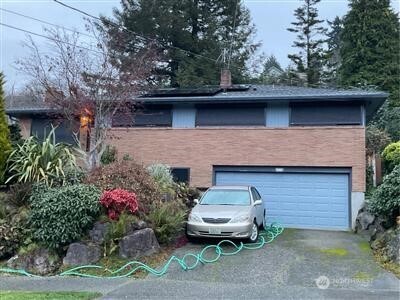 7704 46th Avenue SW