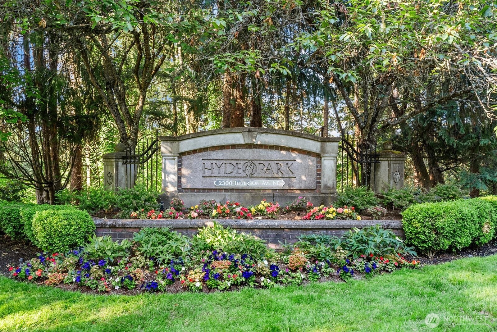 2300 Jefferson Ave NE Unit: G131