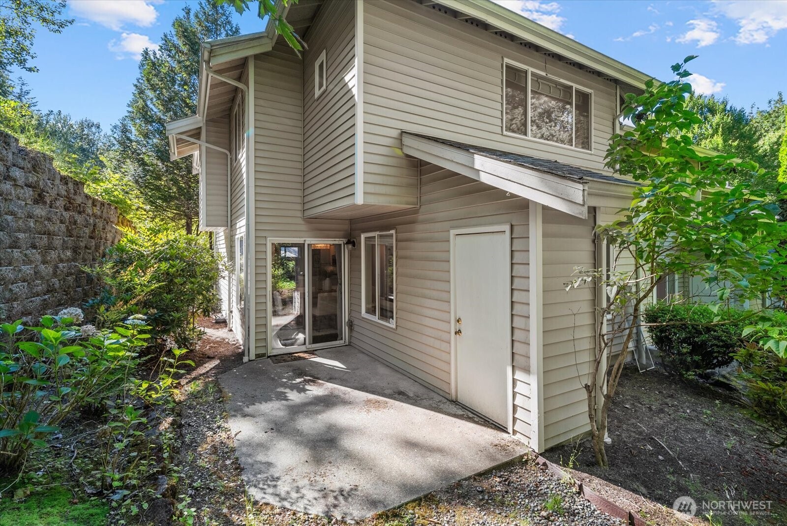 2300 Jefferson Ave NE Unit: G131