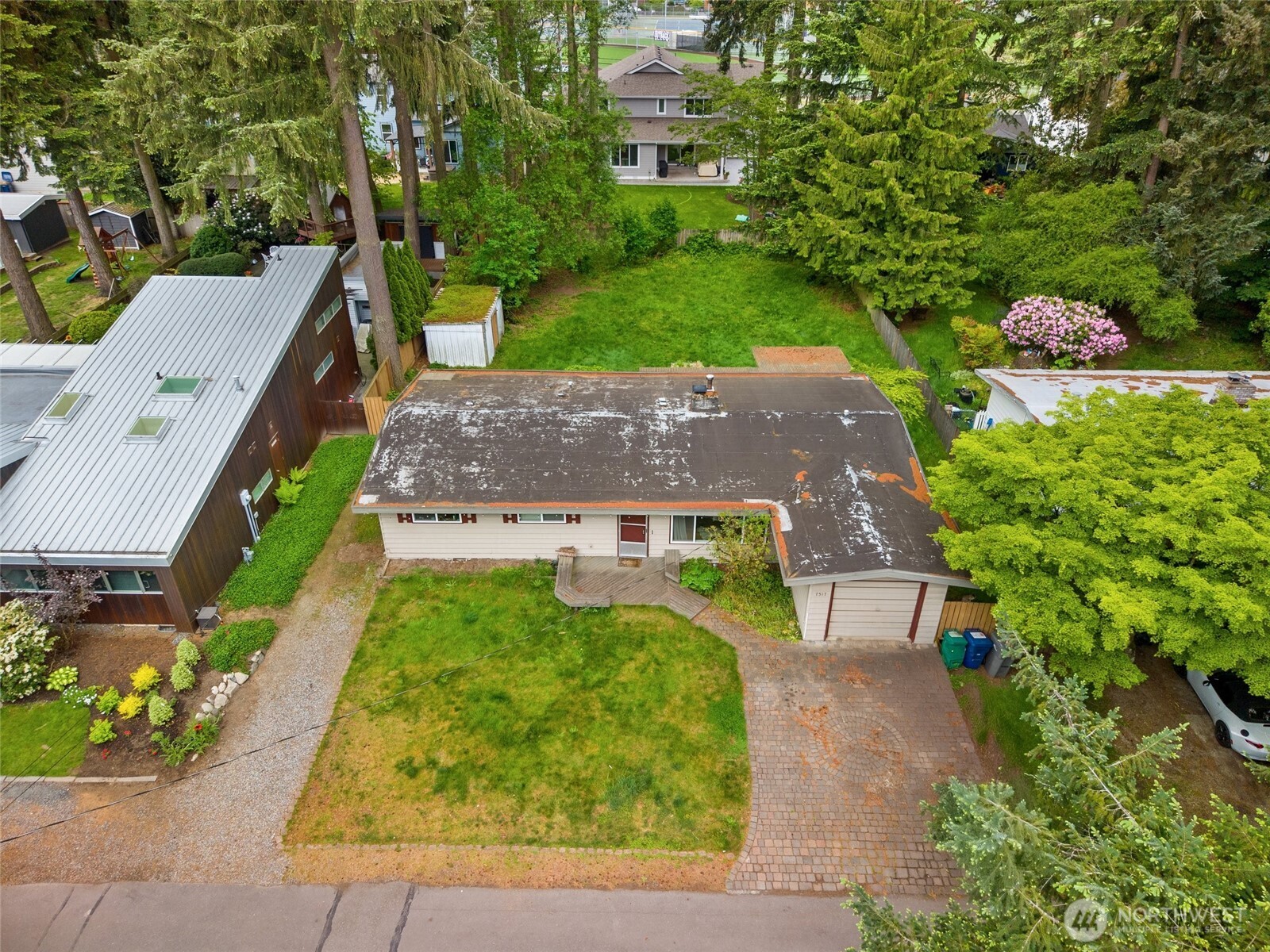 7517 123rd Avenue NE