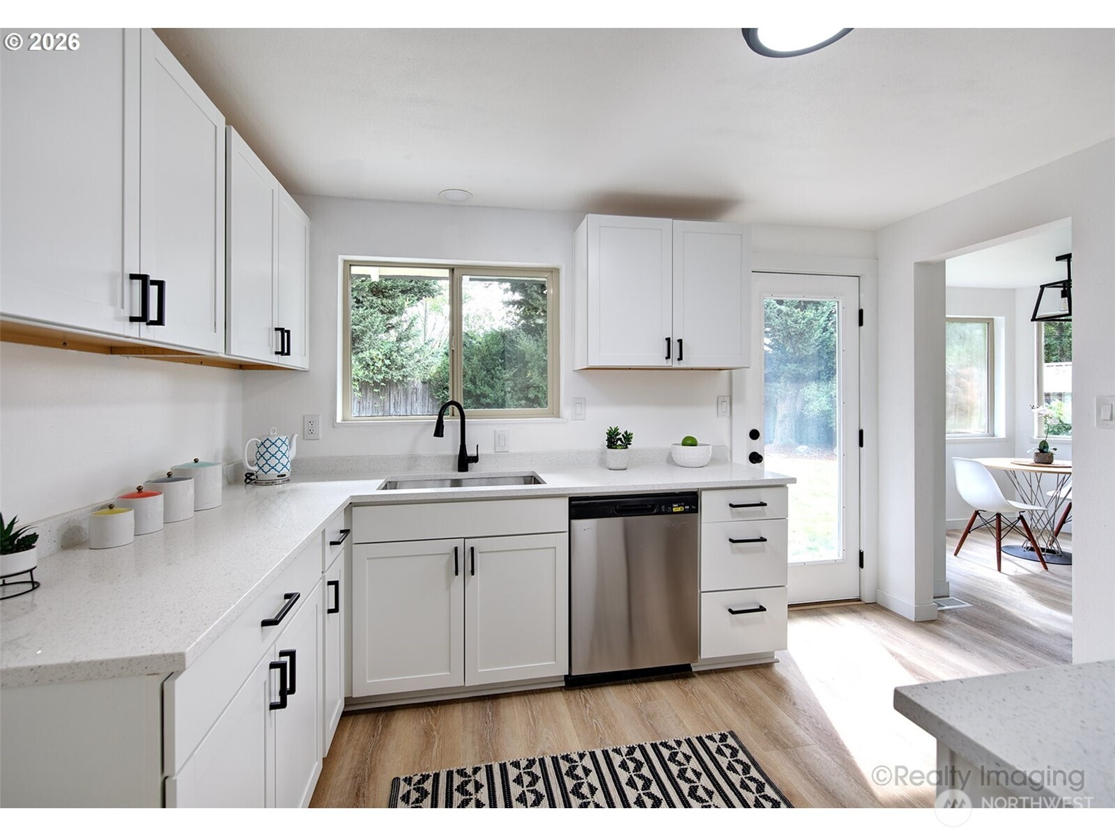1060 Cowlitz View Court NW