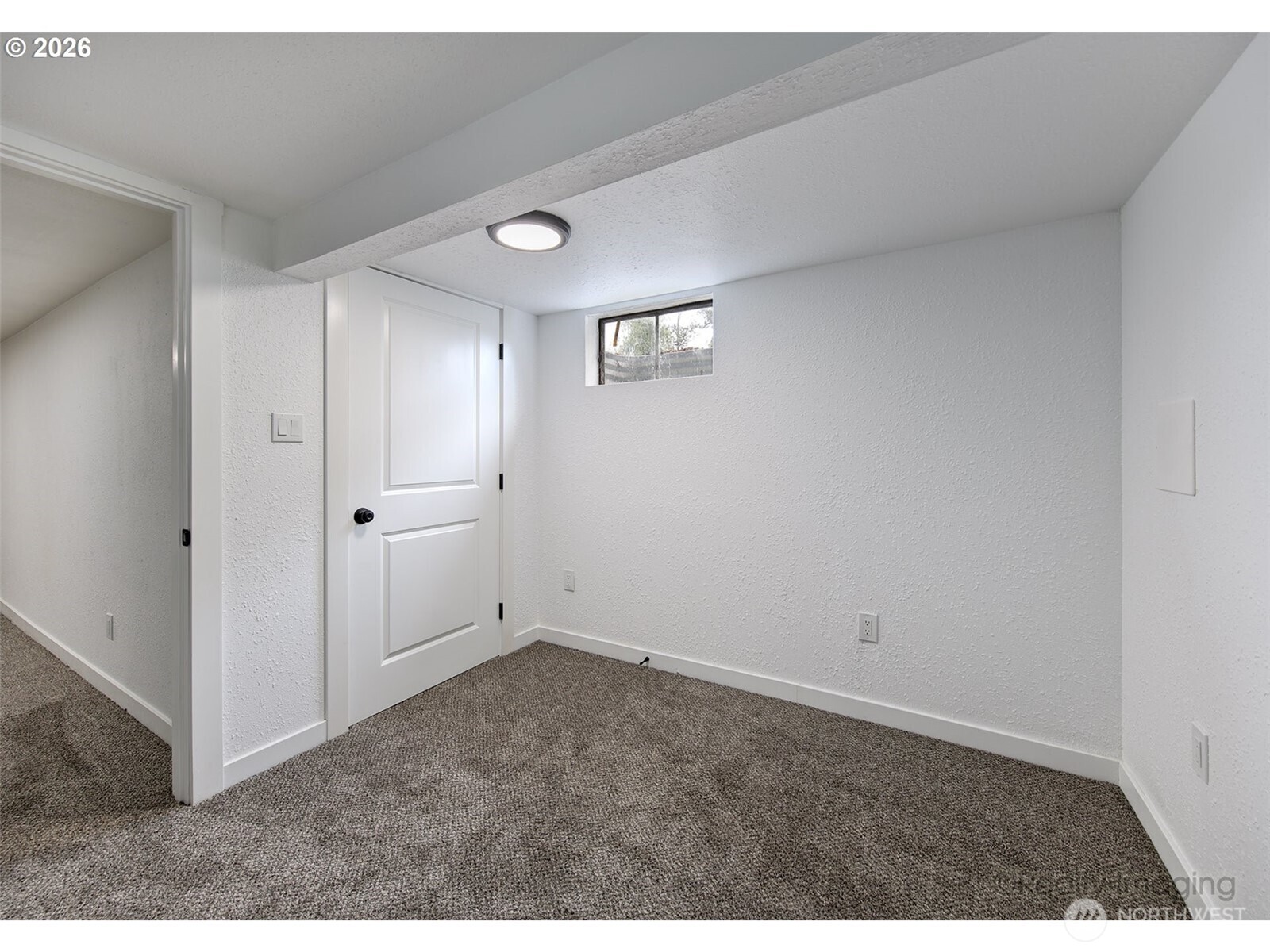 1060 Cowlitz View Court NW