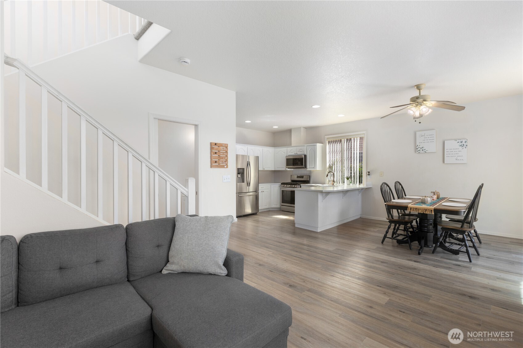 8305 Sweetbrier Loop SE