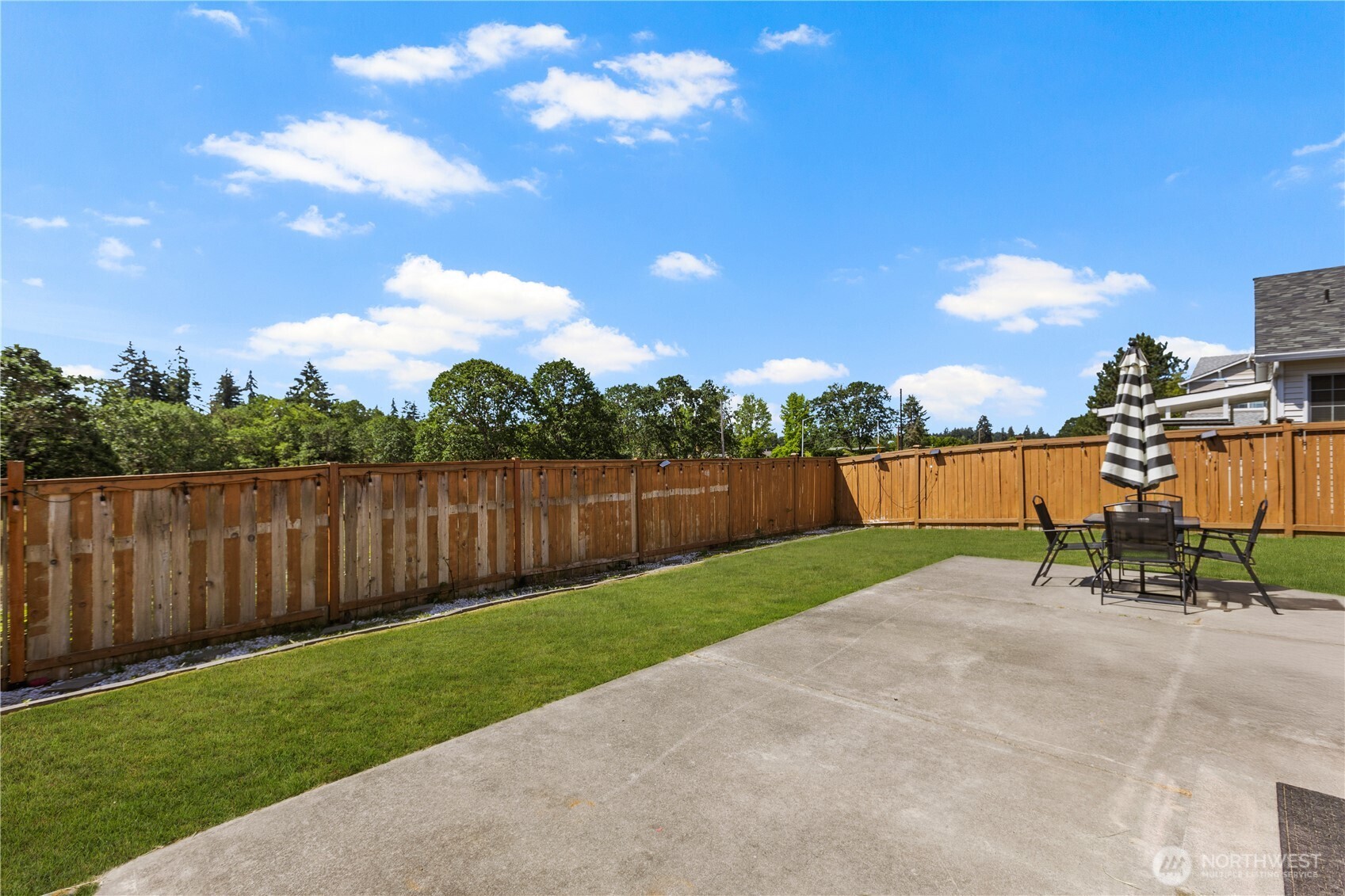 8305 Sweetbrier Loop SE