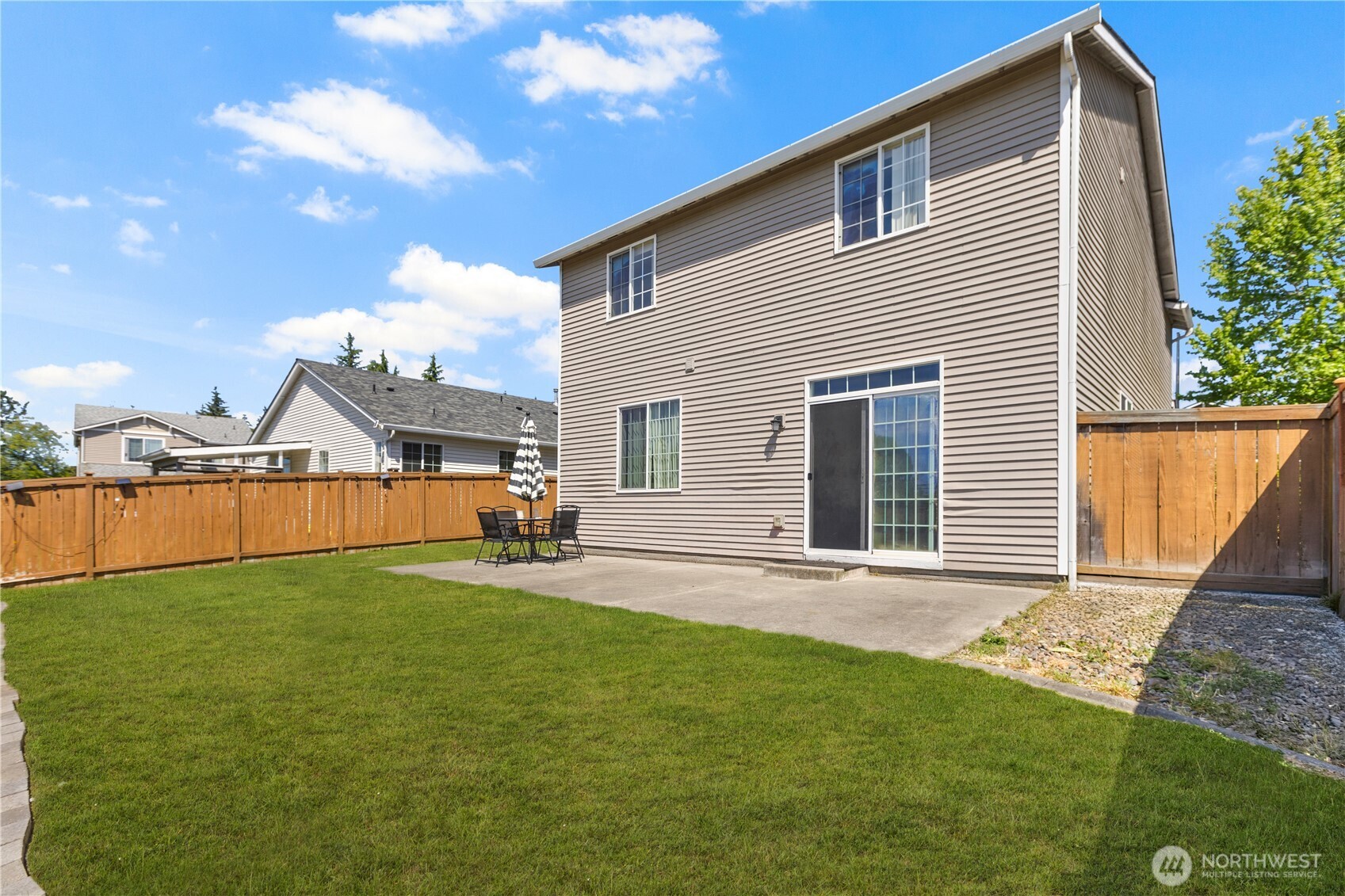 8305 Sweetbrier Loop SE