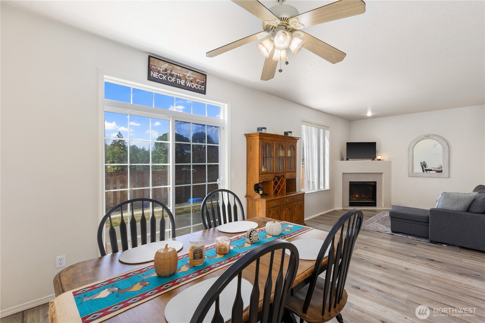 8305 Sweetbrier Loop SE