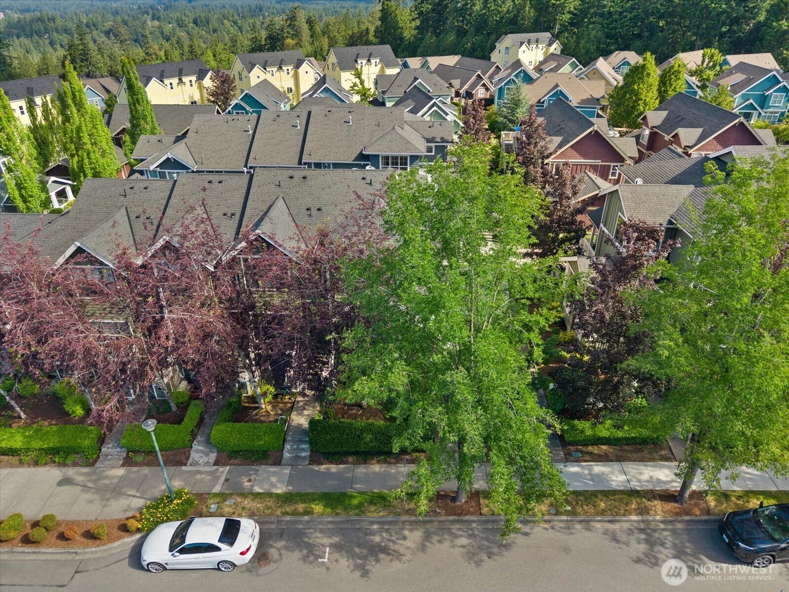 1867 NE Kenyon Court