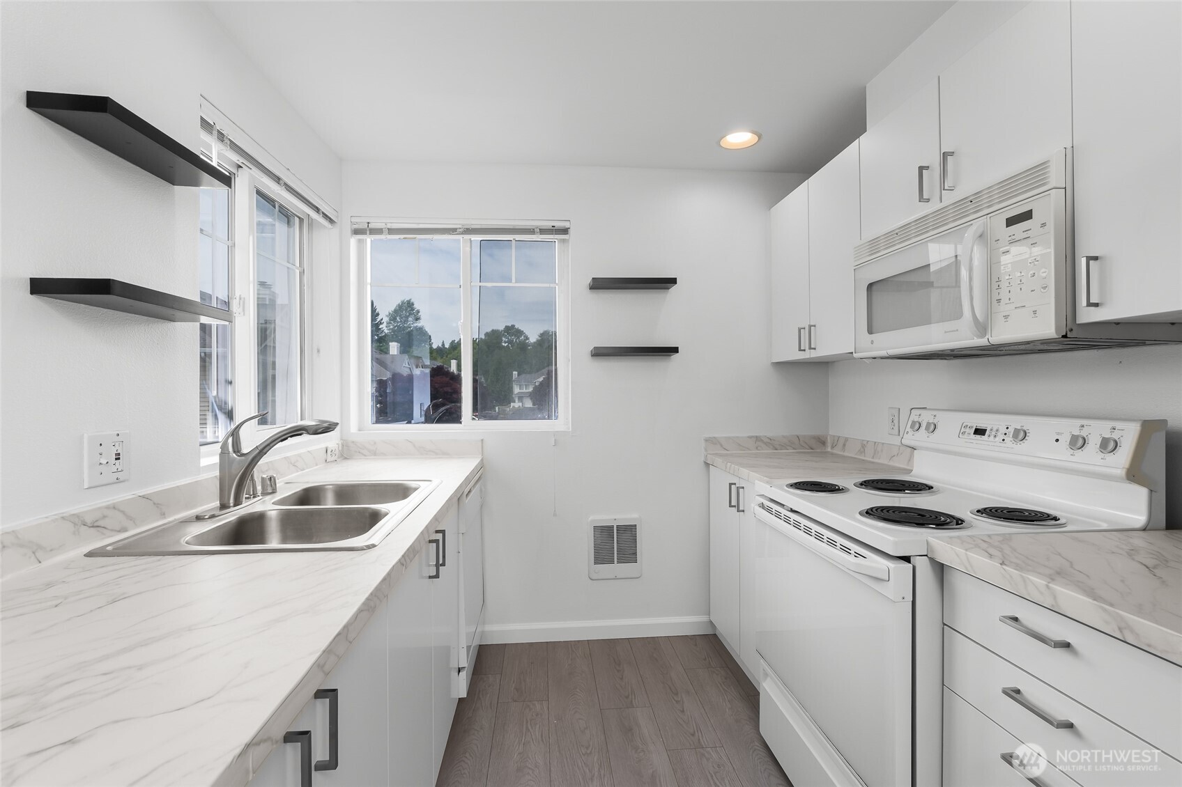 23606 55th Avenue S Unit: 11-03
