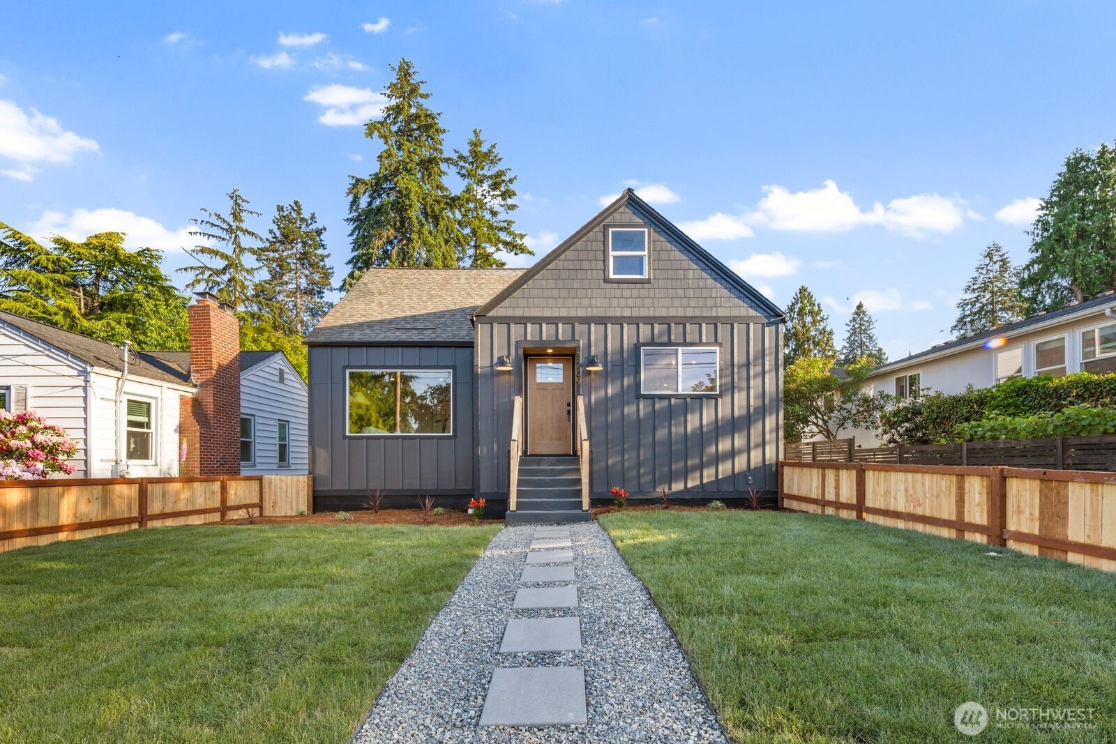 3209 NE 98th Street