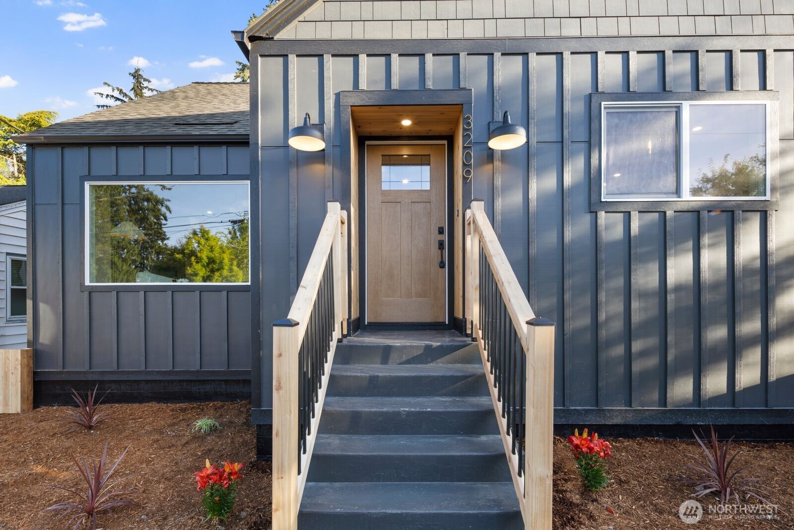 3209 NE 98th Street