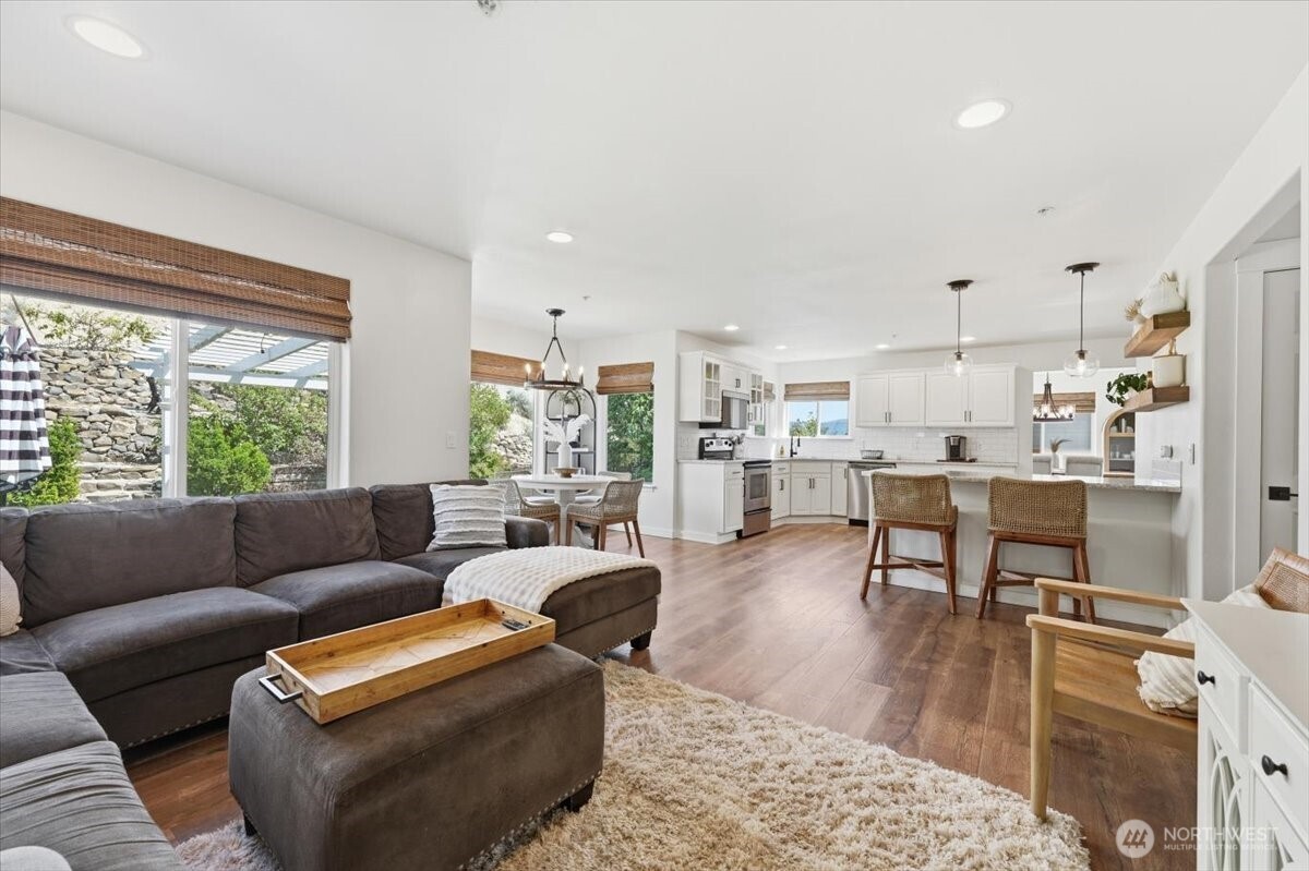 1255 Wheatridge Drive