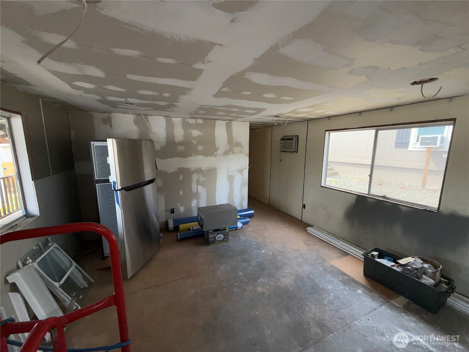 23708 Locust Way Unit: 44
