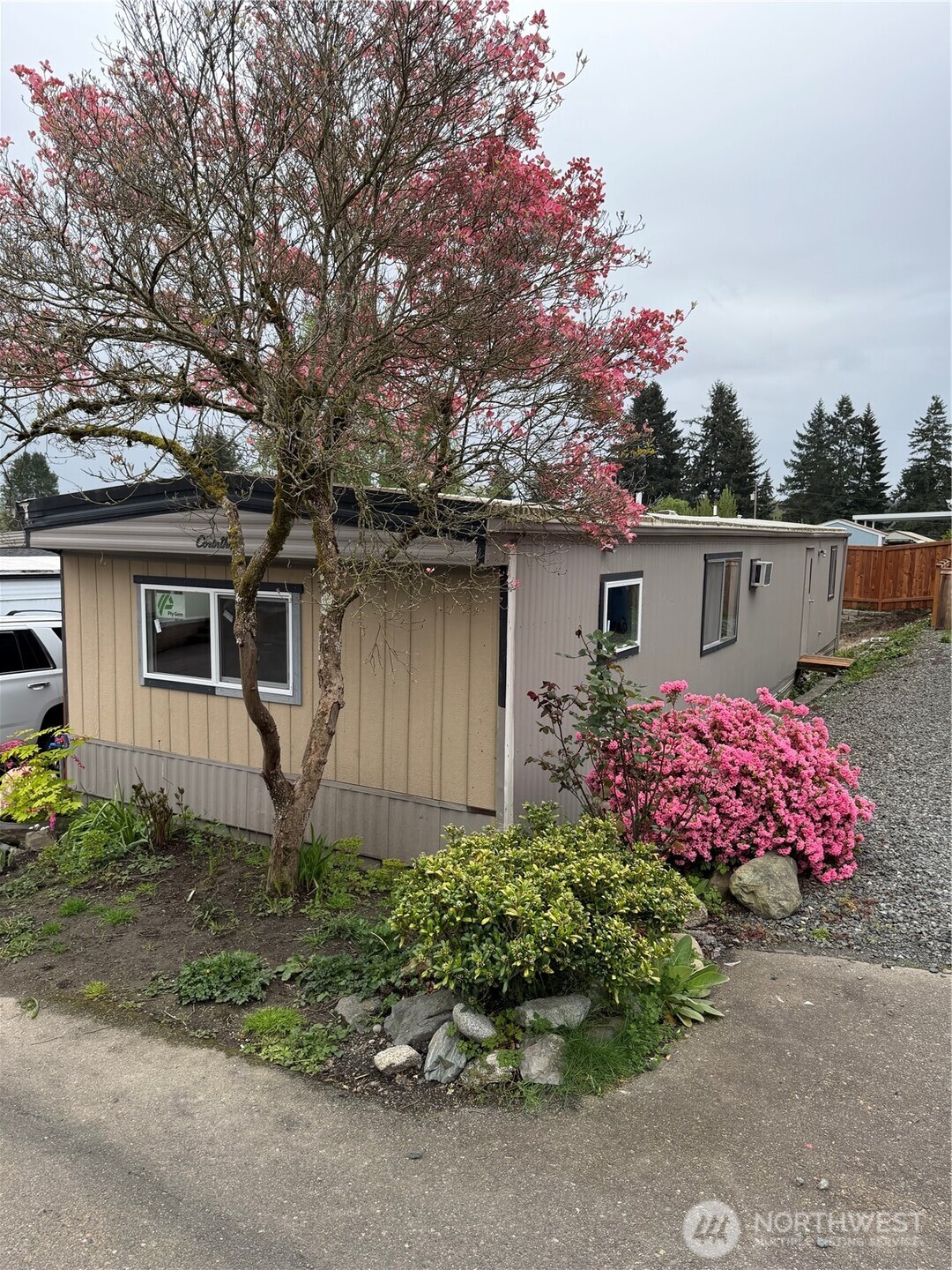 23708 Locust Way Unit: 44