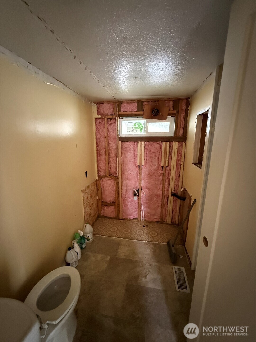 23708 Locust Way Unit: 44